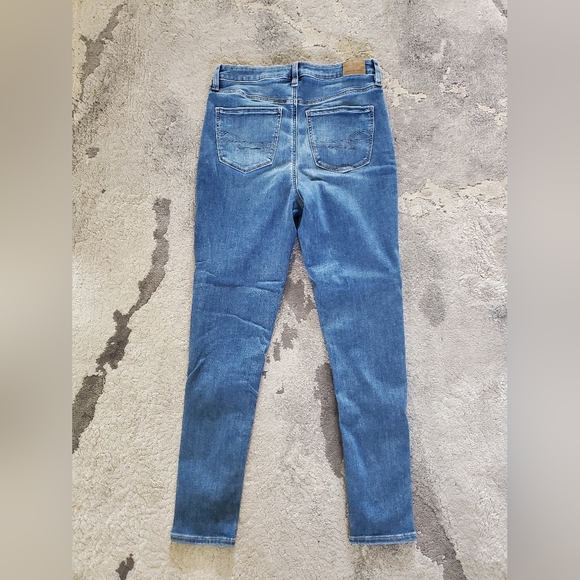 American Eagle Outfitters Super High Rise Jegging - Picture 8 of 9